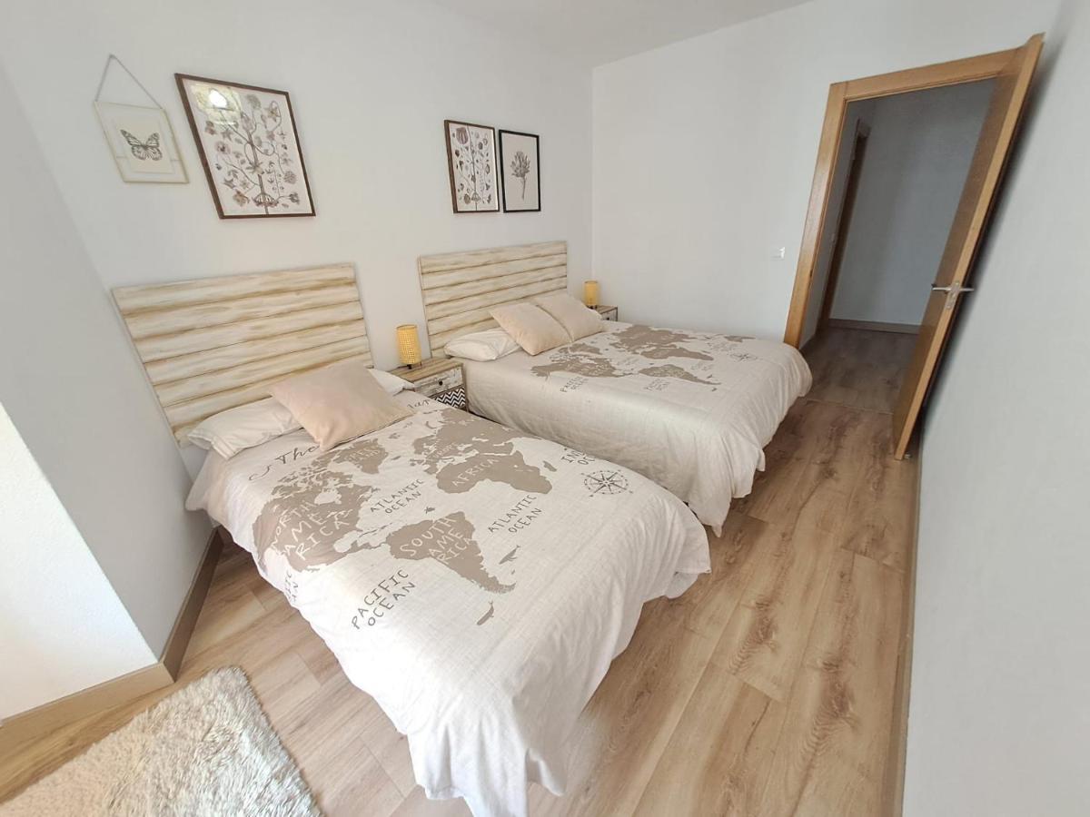 Apartamento De 120M2 Al Lado De Cabarceno ซารอน ภายนอก รูปภาพ