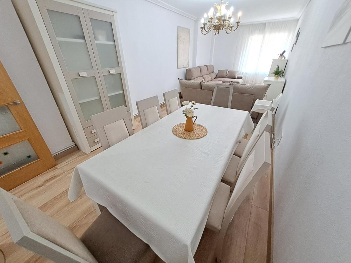 Apartamento De 120M2 Al Lado De Cabarceno ซารอน ภายนอก รูปภาพ