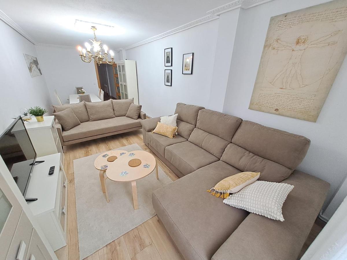Apartamento De 120M2 Al Lado De Cabarceno ซารอน ภายนอก รูปภาพ